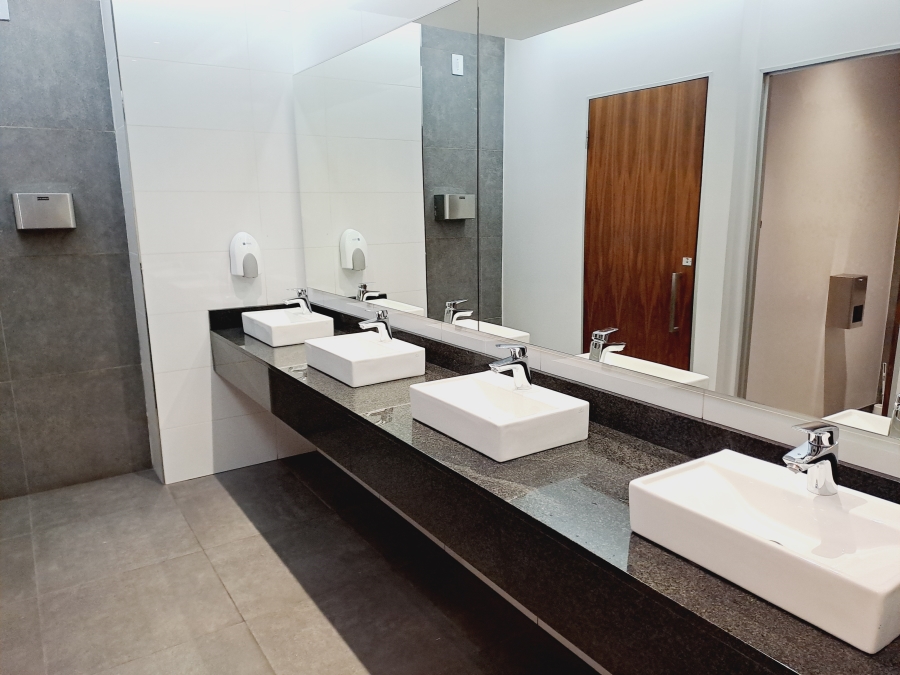 To Let commercial Property for Rent in Plattekloof Western Cape